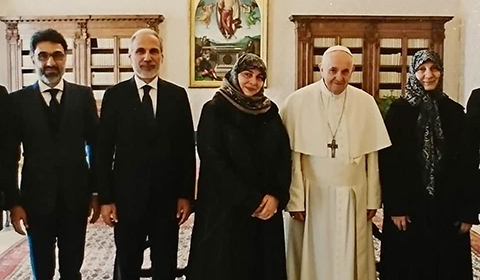 The Family of Imam Mousa Sadr Meets Pope Francis